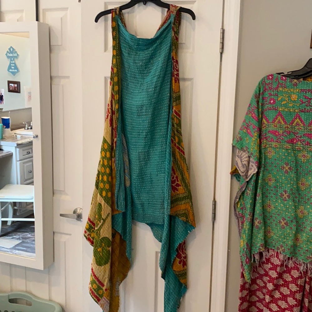 Kantha Bae hooded vest